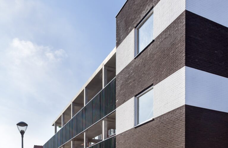 Hans Hoppenbrouwers, woningbouw en kinderopvang, Ypenburg, 2013